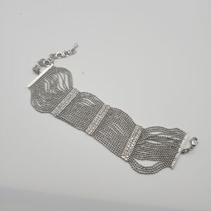 Elegant Silver Chain Bracelet With crystals